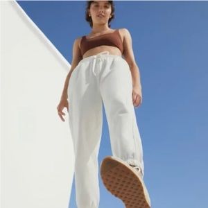 EVERLANE  NWOT organic cotton jogger sweatpants in heathered Grey